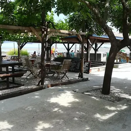 - Quartier Paisible De L'aiguillon, Proche Mer Et Restaurants, 2 Pour 4 Personnes
